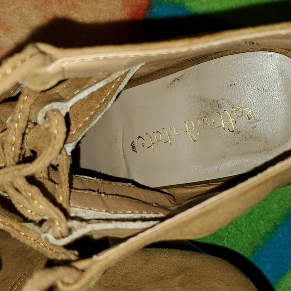 2/$8 👢 Altar’d State Light Brown Heels - Picture 8 of 11